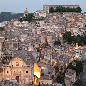 Bella Vista , Ragusa Italia