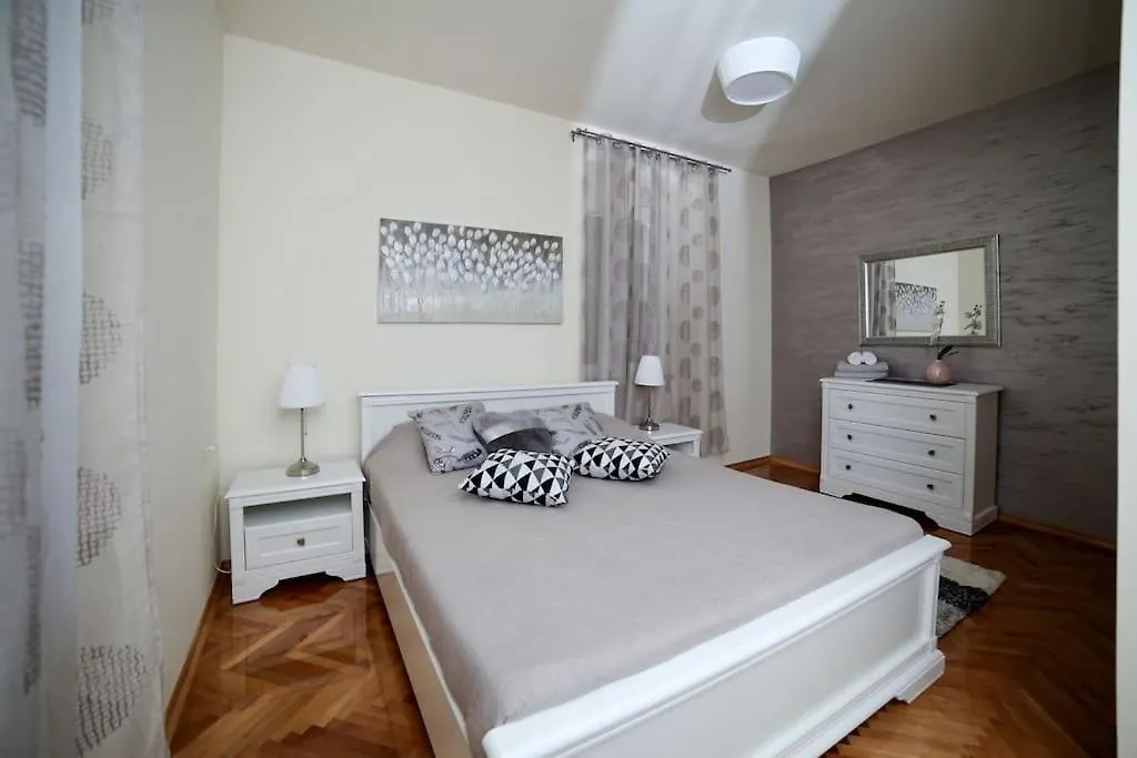 Apartment New Renovated Appartment Mauri Porec