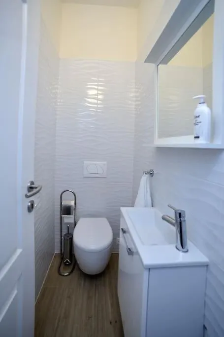 New Renovated Appartment Mauri Porec Croatia