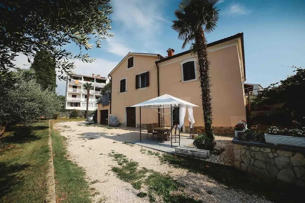 New Renovated Appartment Mauri Porec